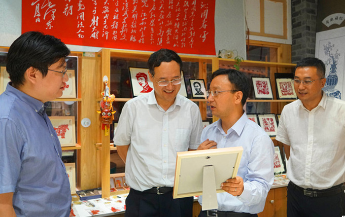 陕文投集团党委书记、董事长王勇到延安公司调研